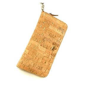 New Elaine Turner wallet